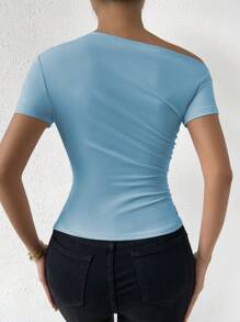 Chiquease Camiseta unicolor de cuello asimétrico fruncido lateral - Azul - Ver 2