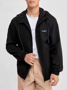 Manfinity RebelGame 宽松版型男式标语贴布抽绳连帽夹克，适合秋冬 - 黑色 - 查看 3