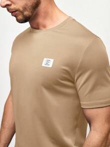 Manfinity NXTstreet 男士字母貼布T恤和運動褲 - 卡其色 - 查看 3