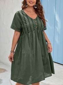 EMERY ROSE Đầm Plus Size Nút phía trước Tranh thêu màu trơn Dễ thương - xanh quân đội - Xem 5