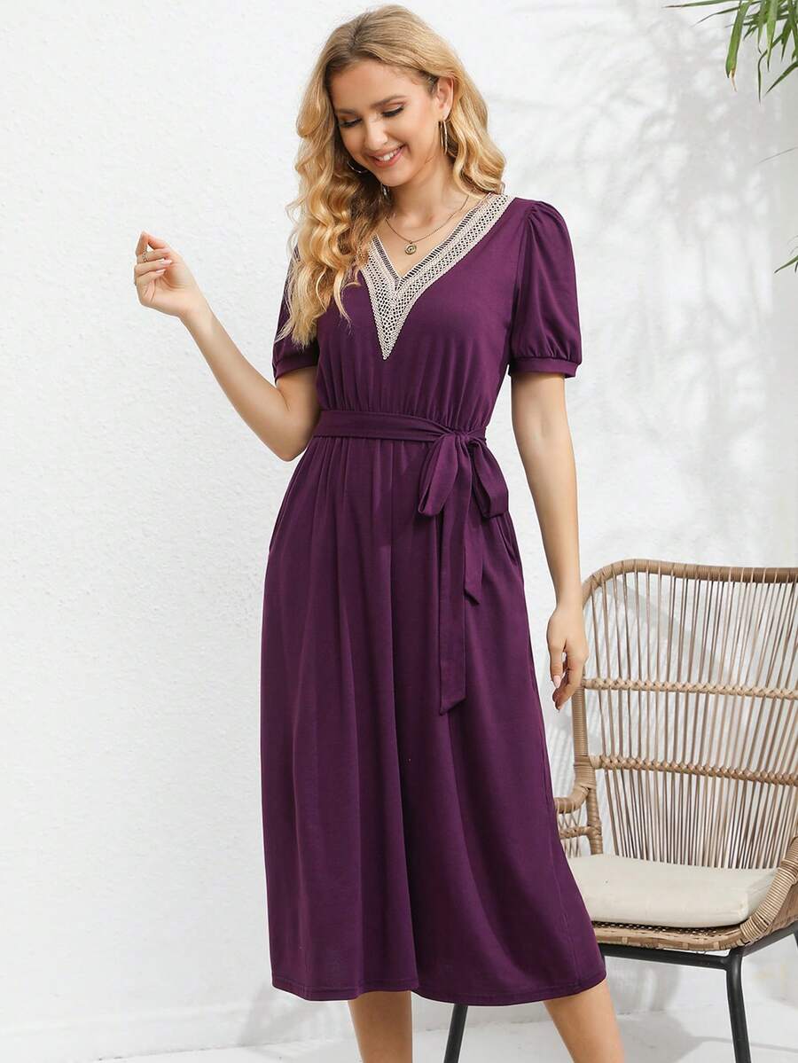 水溶蕾絲拼接泡泡袖繫腰帶洋裝 - 紫色 - 查看 1