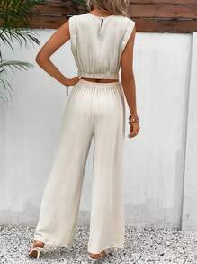 SHEIN Frenchy Bộ đồ hai mảnh nữ Nút Thắt nơ trước màu trơn Giải trí - Màu be - Xem 3