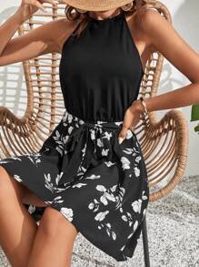 SHEIN Frenchy 印花腰帶掛脖洋裝 - 黑色 - 查看 2