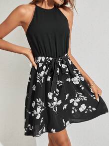 SHEIN Frenchy 印花腰帶掛脖洋裝 - 黑色 - 查看 3