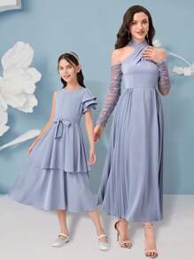 SHEIN 女孩1入組荷葉邊腰帶層疊下擺洋裝 - 淺藍色 - 查看 1