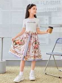 SHEIN 女孩字母和錬條圖案喇叭下擺連衣裙 - 彩色 - 查看 4