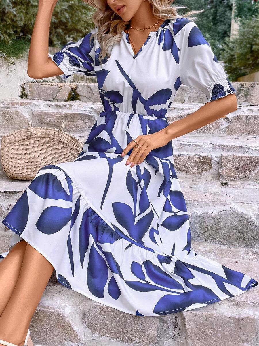 SHEIN VCAY Vestido con estampado de hoja bajo con fruncido - Azul y blanco - Ver 1