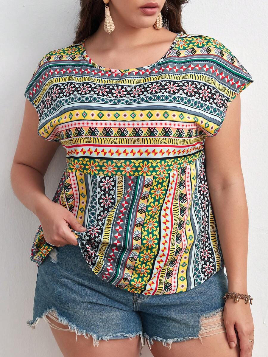SHEIN LUNE Plus Geo & Floral Print Batwing Sleeve Blouse - Multicolor - View 1