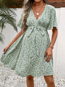 SHEIN Maternity Ditsy Floral Print Butterfly Sleeve Belted Dress - Multicolor - View 5