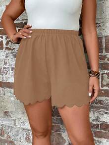 SHEIN LUNE 大碼貝殼邊短褲 - 卡其色 - 查看 3