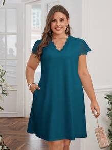 SHEIN Clasi Đầm Plus Size Tương phản ren Túi Sò điệp màu trơn Giải trí - Màu xanh ngọc - Xem 2