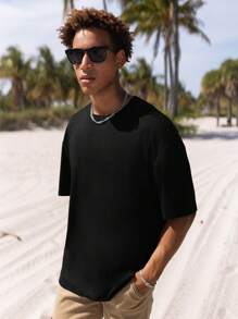 Manfinity Hypemode Men Solid Drop Shoulder Tee - Black - View 1