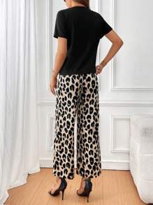 SHEIN Unity 素色T恤和豹紋印花腰帶闊腿褲 - 彩色 - 查看 2