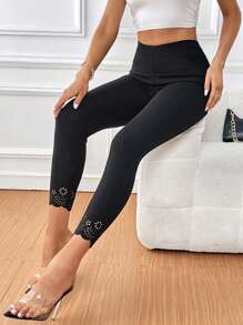 SHEIN Clasi Laser Cut Out Scallop Trim Cropped Leggings - Black - View 2