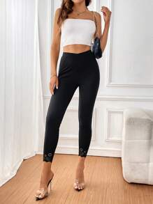 SHEIN Clasi Laser Cut Out Scallop Trim Cropped Leggings - Black - View 6