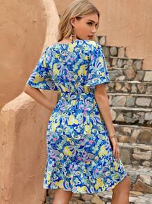 Vestido con cinturón con estampado bajo con fruncido - Azul - Ver 2