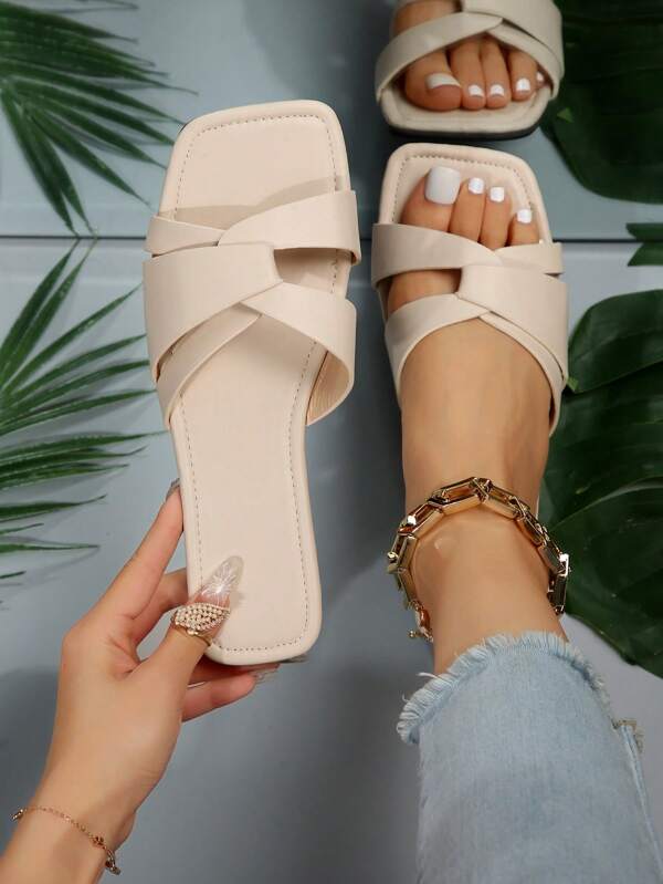 Fairy Style Slip-On Sandals For Women, New Summer Version, Retro Korean Fashion Versatile Beach Flat Slippers, Suitable For Dates, Parties, Gatherings, Vacations, And Commuting/Business