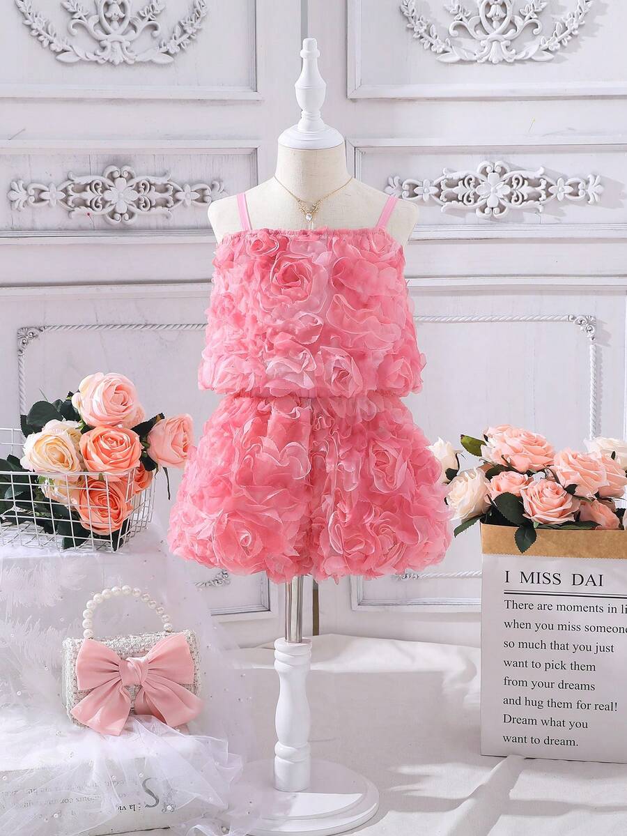 SHEIN 小女童貼花吊帶上衣和短褲套裝 - 粉色 - 查看 1