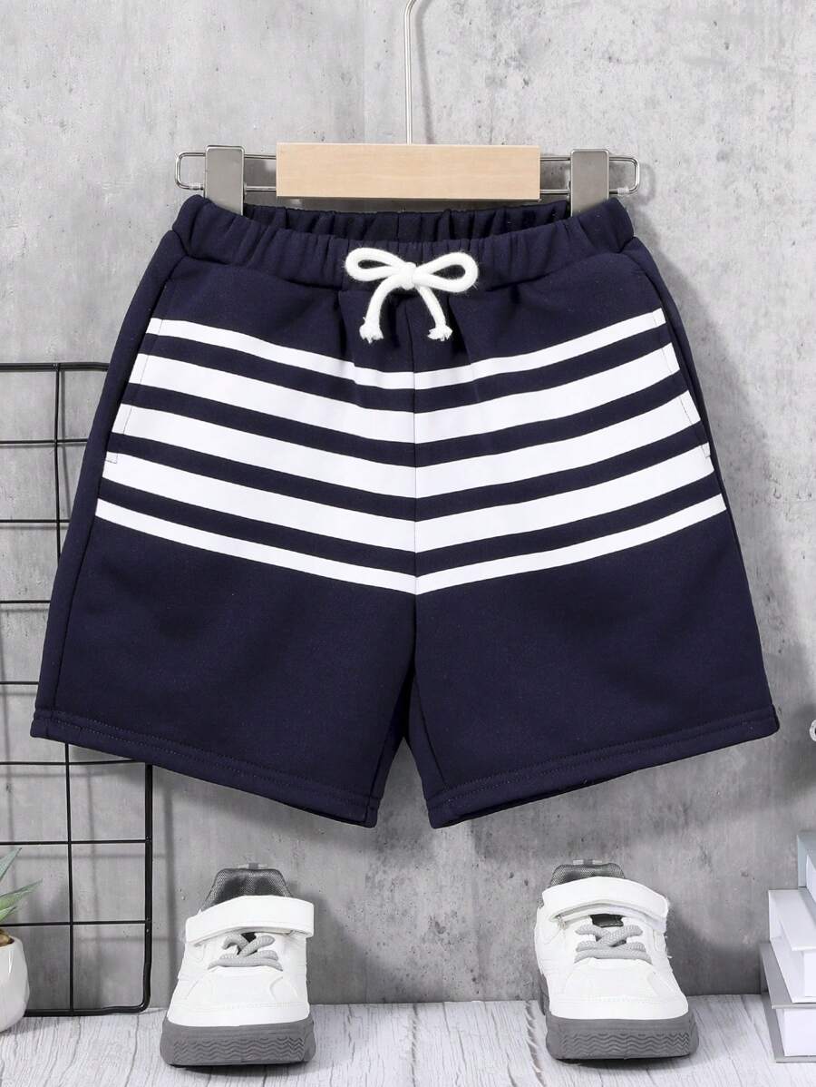 SHEIN 男童休閒和運動可愛街頭風寬鬆條紋圖案和圖案腰部抽繩短褲適用於海灘,夏天 - 藏蓝色 - 查看 1
