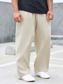 Manfinity Homme 男士寬鬆直筒長褲,採用字母補丁細節設計和束口腰帶 - 米色 - 查看 5