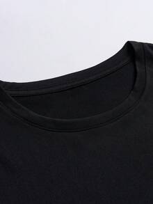 Manfinity Hypemode Hombres Shorts con camiseta con estampado de dibujos animados - Negro - Ver 8