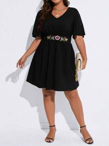 SHEIN Clasi Đầm Plus Size Thêu Hoa Giải trí - màu đen - Xem 4