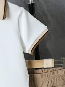 SHEIN Toddler Boys Contrast Trim Polo Shirt & Letter Patched Shorts Set