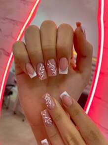 Elevate Your Style With 24pcs Short Square Leaf Pattern Full Cover Fake Nail Kit - Multicolor - View 1