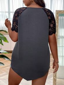 SHEIN LUNE Áo thun Plus size Tương phản ren Khối Màu Giải trí - Màu xám đen - Xem 2