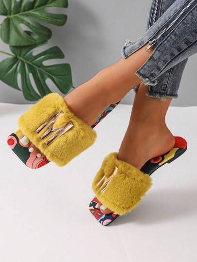 秋冬女士金属装饰蓬松凉鞋，时尚夏季平底凉鞋