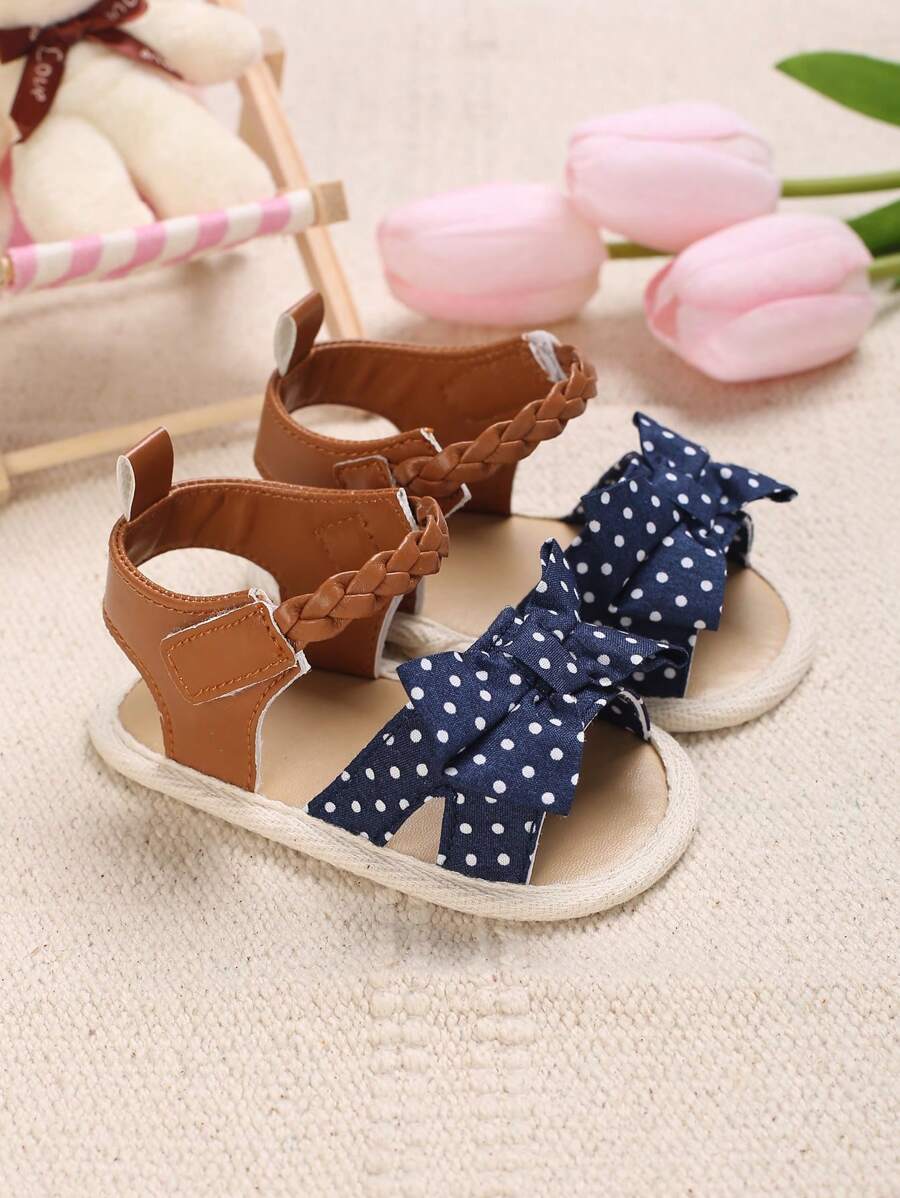 嬰兒波點圖案蝴蝶結裝飾編織涼鞋 - 藍色 - 查看 1
