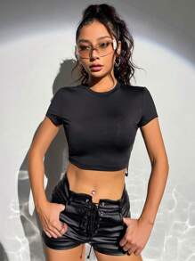 SHEIN X Doris Jocelyn SHEIN ICON Butterfly Pattern Crop Tee - Black - View 6