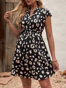 SHEIN Maternity Allover Print Notched Neck Belted Dress - Multicolor - View 4