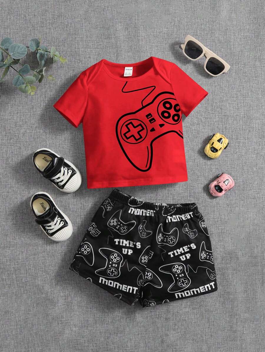 SHEIN Leap Crew Đứa bé trai In Gamepad Áo thun & Đồ họa Chữ cái Quần short - Đỏ - Xem 1