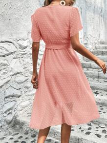 SHEIN VCAY 圓點蝴蝶袖圍裹下擺繫腰帶洋裝 - 珊瑚粉 - 查看 2