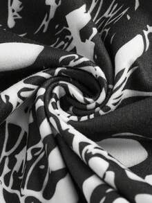 ROMWE Grunge Punk Skull Print Chain Detail Cami Top - Black - View 3