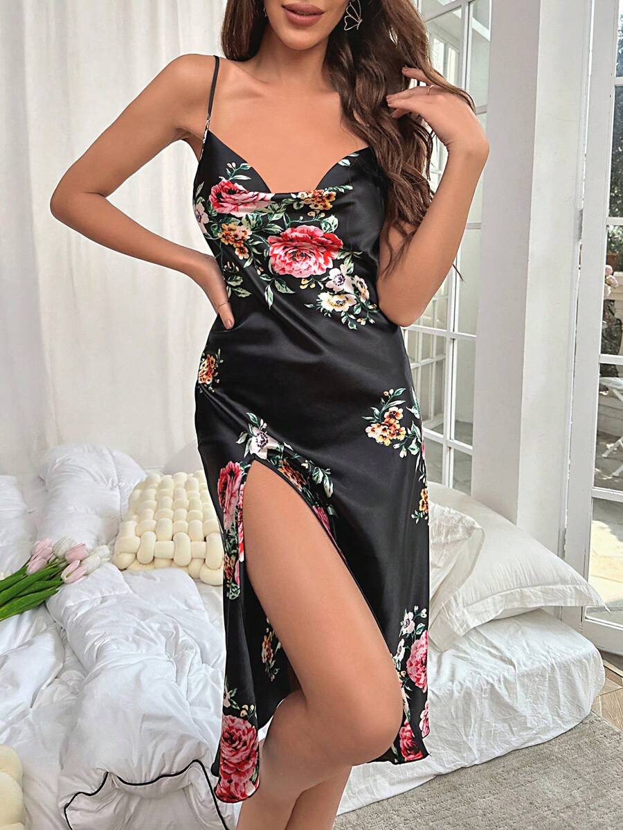 Váy ngủ & áo ngủ Nữ Lộ Lưng Vắt Tách cao Hoa - màu đen - Xem 1