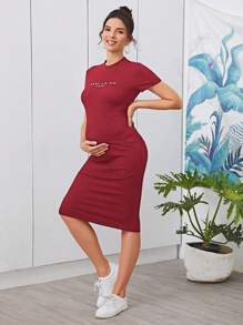 SHEIN Maternidad Vestido ajustado tejido de canalé con estampado de letra - Burdeos - Ver 3