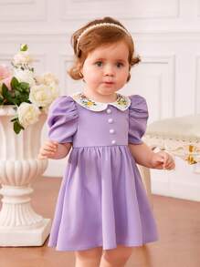 SHEIN 嬰兒花卉刺繡彼得潘領泡泡袖連衣裙 - 紫丁香色 - 查看 4