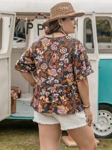 Rusttydustty 大碼印花蝴蝶袖荷葉邊下擺襯衫 - 彩色 - 查看 2