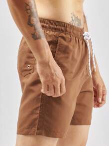 Manfinity Hombres Shorts de natación con estampado de letra de cintura con cordón - Café integral - Ver 4