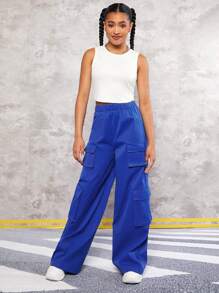 SHEIN Leap Crew Chicas adolescentes unicolor Top tank & con bolsillo con solapa Pantalones cargo - Azul y blanco - Ver 2