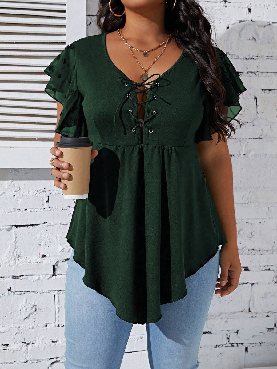 SHEIN LUNE 大碼前繫帶蝴蝶袖花邊下擺上衣 - 墨綠色 - 查看 1