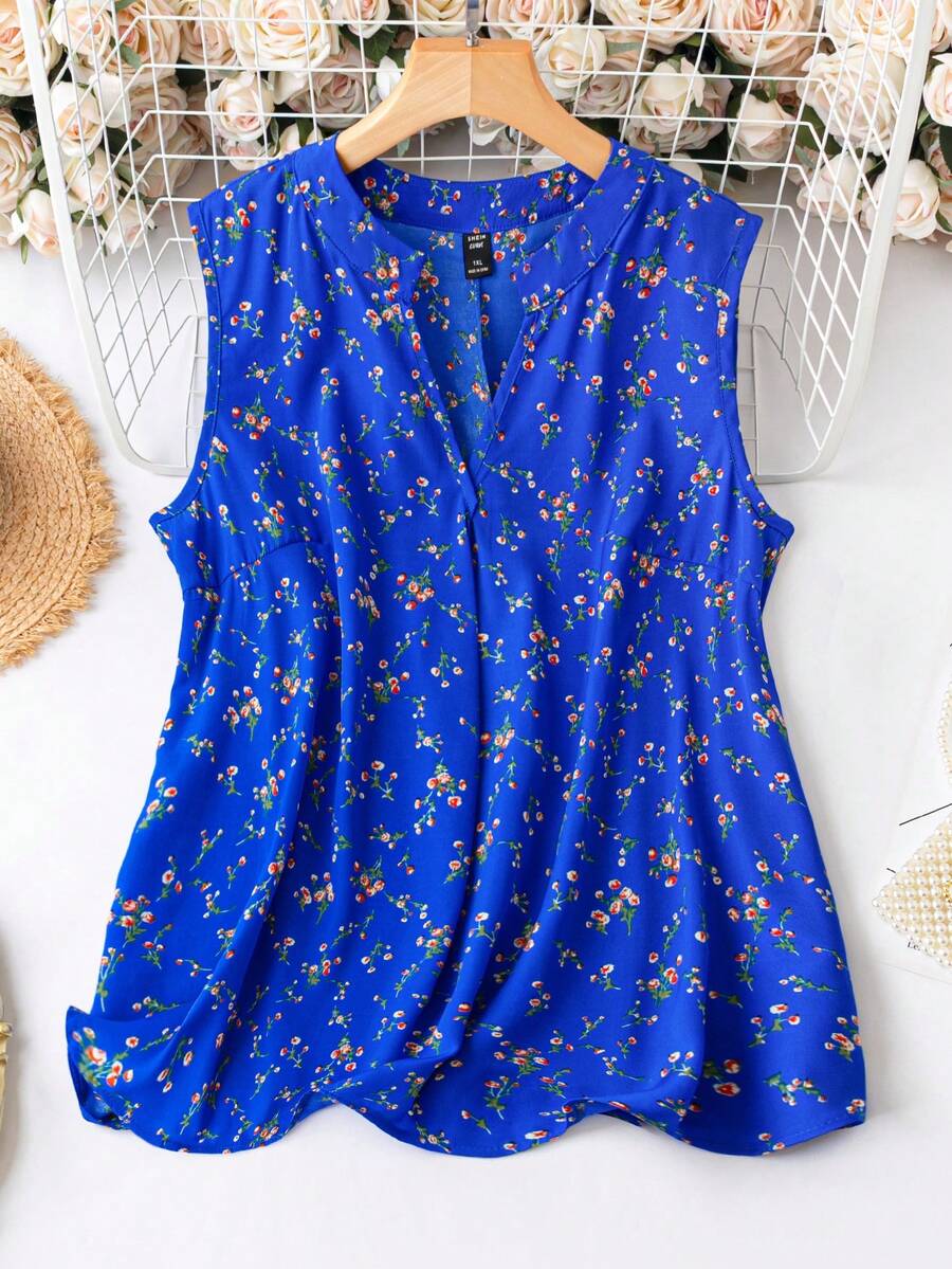 SHEIN LUNE Plus Ditsy Floral Print Notched Neckline Sleeveless Blouse - Blue - View 1