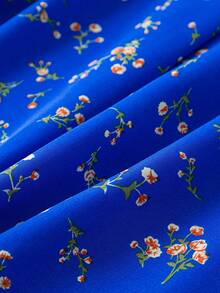 SHEIN LUNE Plus Ditsy Floral Print Notched Neckline Sleeveless Blouse - Blue - View 3