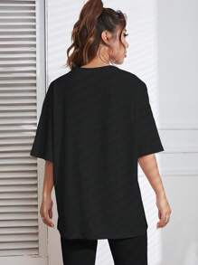 SHEIN EZwear 雕塑和字母圖案落肩T恤和騎行褲 - 黑色 - 查看 2