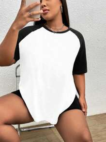 SHEIN EZwear Plus Colourblock Raglan Sleeve Tee - Black and White - View 3