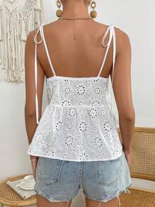 SHEIN VCAY Top de tirantes con bordado con ojal bajo con fruncido - Blanco - Ver 7