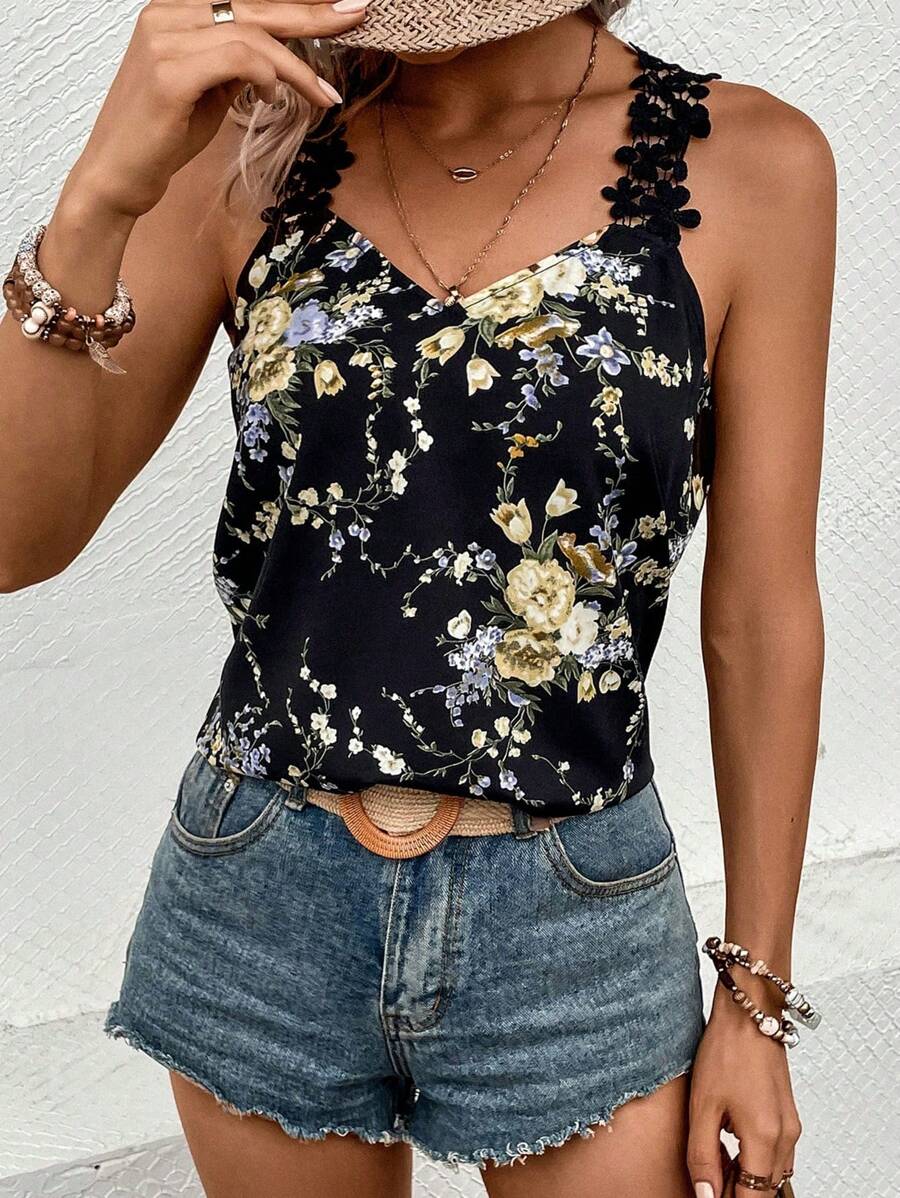 SHEIN LUNE Floral Print Guipure Lace Panel Wide Strap Top - Black - View 1
