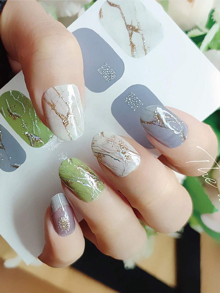 1張金箔閃粉大理石印花美甲貼紙，附贈1pc指甲磨板，美甲貼紙指甲油美甲套裝，適用於女士女孩美甲DIY - 彩色 - 查看 1